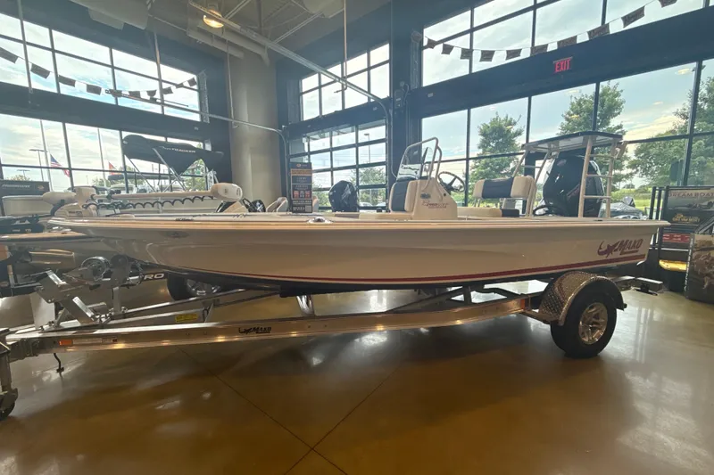 Slide: The Image of Mako 18 Pro Skiff Patriot Edition 2025 - 84