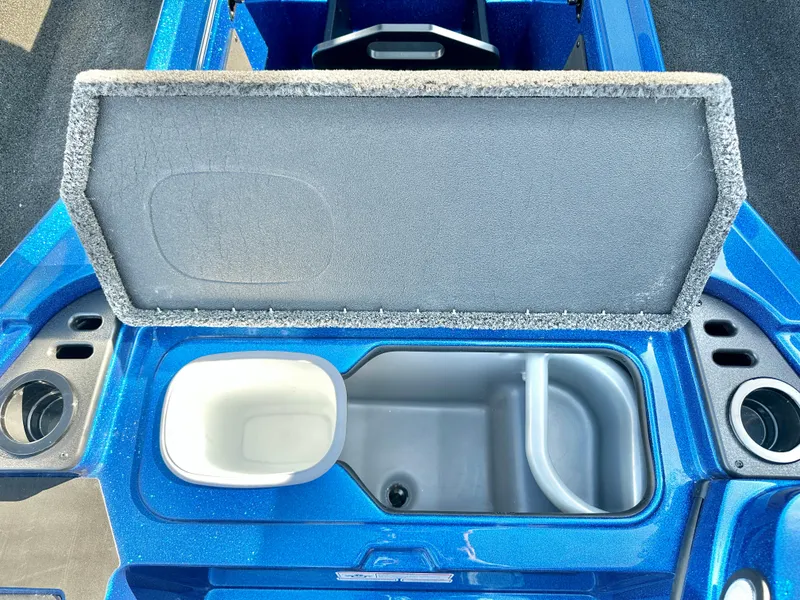 Slide: The Image of 2025 Nitro Z19 boat dashboard with steering wheel and Lowrance electronics. - 13