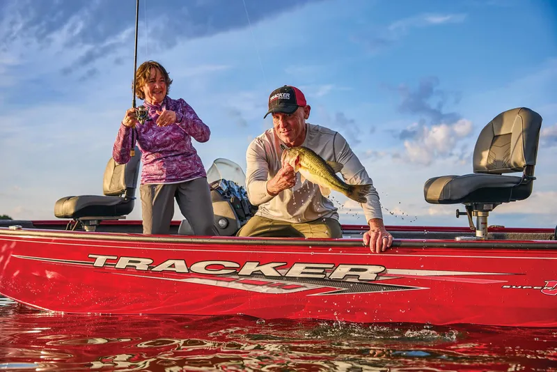 Slide: The Image of Tracker Super Guide V-16 SC 2025 - 64