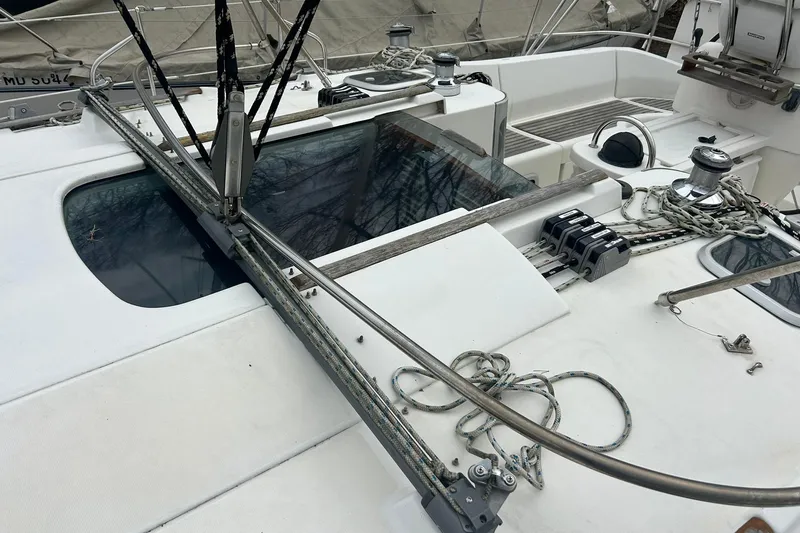 Slide: The Image of 1993 Beneteau Oceanis 400 - 34