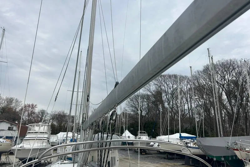 Slide: The Image of 1993 Beneteau Oceanis 400 - 39