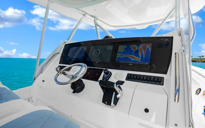 Slide: The Image of Regulator Marine 41 2018 - 37