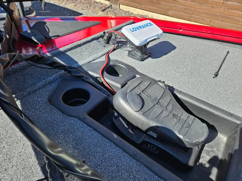 Slide: The Image of 2022 Tracker Pro Team 195 TXW Tournament Edition boat with Lowrance fishfinder. - 13