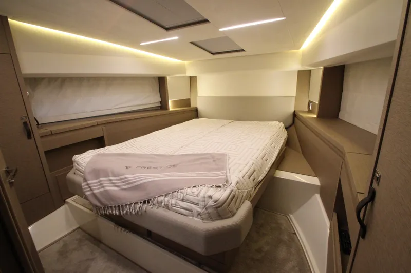 Slide: The Image of Prestige 460S 2019 - 68