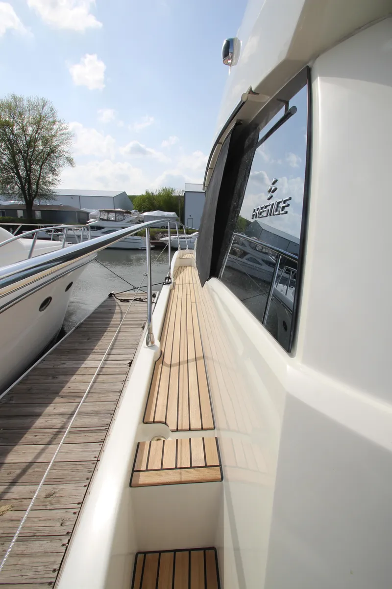 Slide: The Image of Prestige 460S 2019 - 94