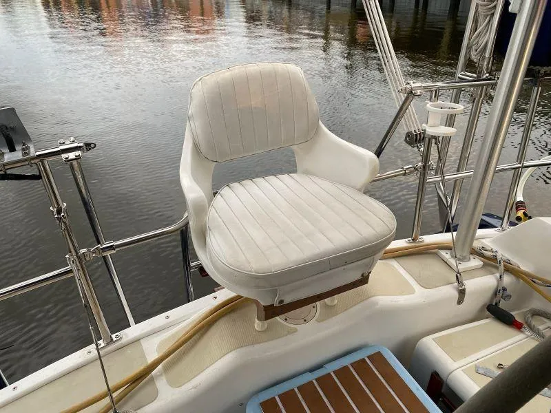 Slide: The Image of Freedom F-38 1991 - 81