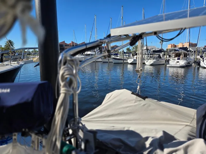 Slide: The Image of Freedom F-38 1991 - 89