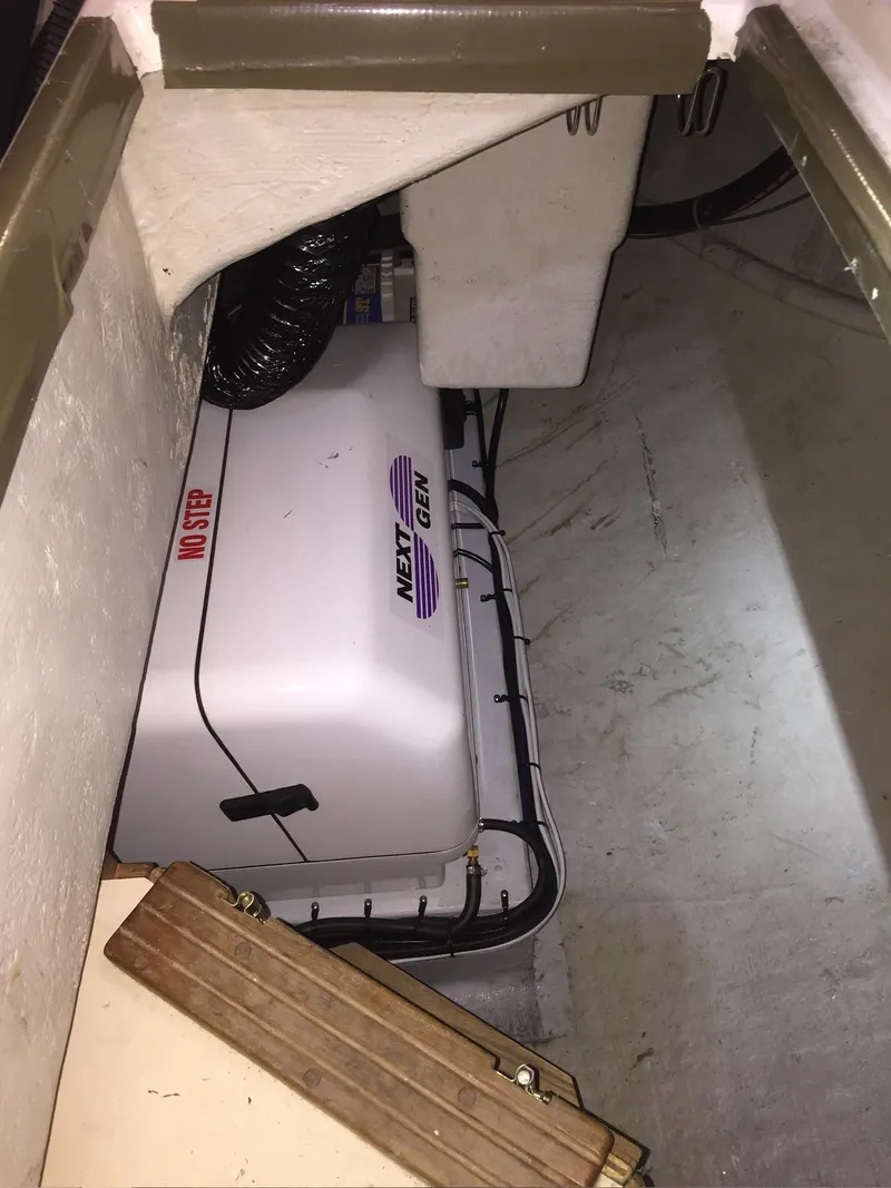 Slide: The Image of Freedom F-38 1991 - 98