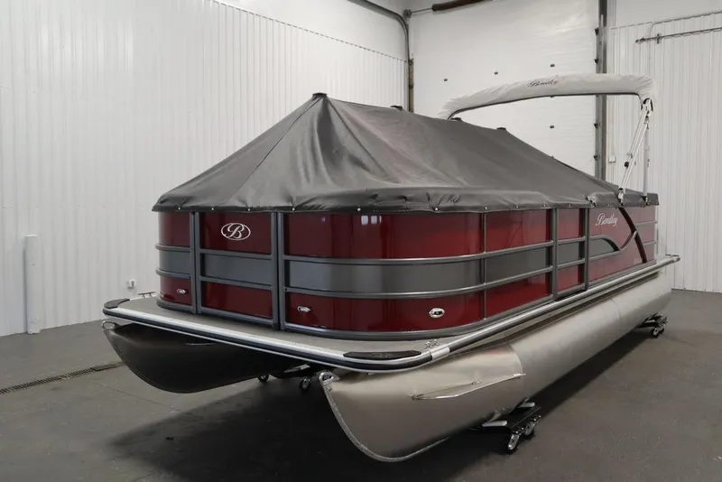 Slide: The Image of 2025 Bentley Pontoons 200 CRUISE with cover in a storage facility. - 30