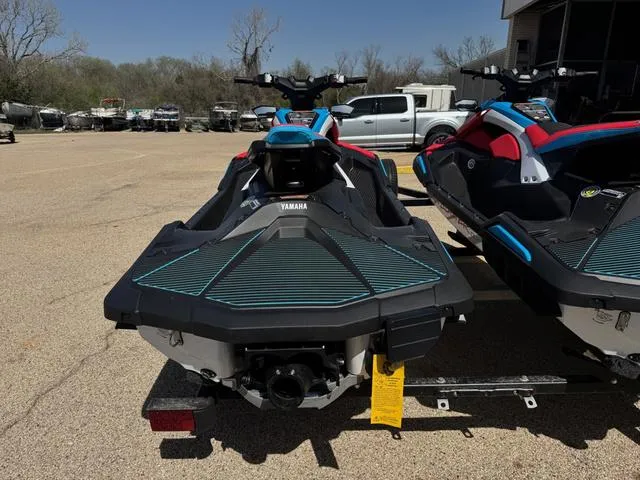 Slide: The Image of Yamaha JetBlaster DLX (3) 2025 - 3