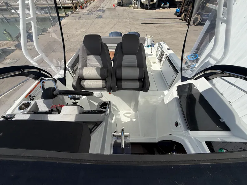 Slide: The Image of Jeanneau Leader 9.0 WA 2020 - 102