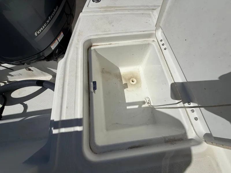 Slide: The Image of Jeanneau Leader 9.0 WA 2020 - 123