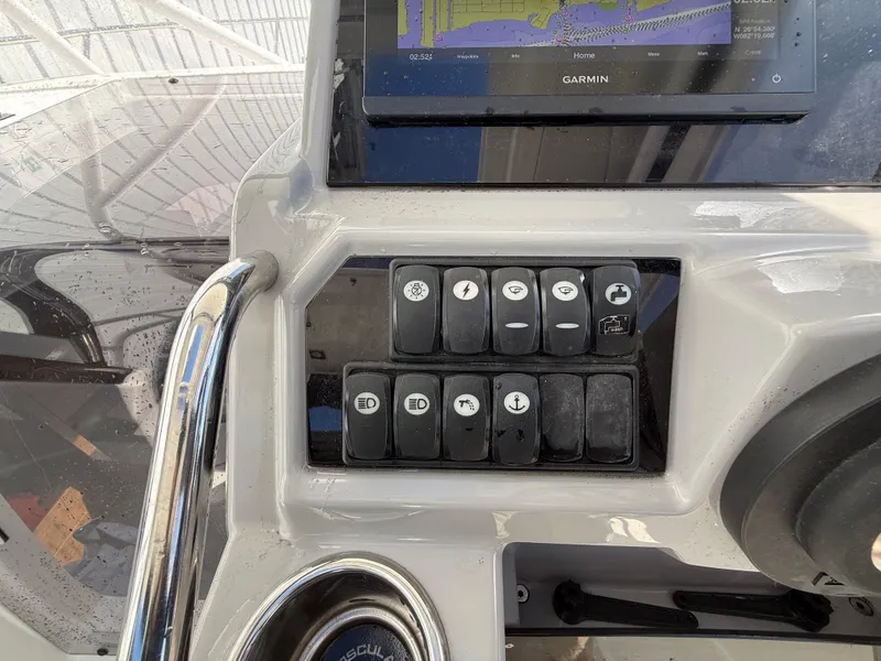 Slide: The Image of Control panel of 2020 Jeanneau Leader 9.0 WA boat with navigation display. - 49