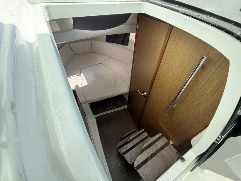Slide: The Image of Jeanneau Leader 9.0 WA 2020 - 53