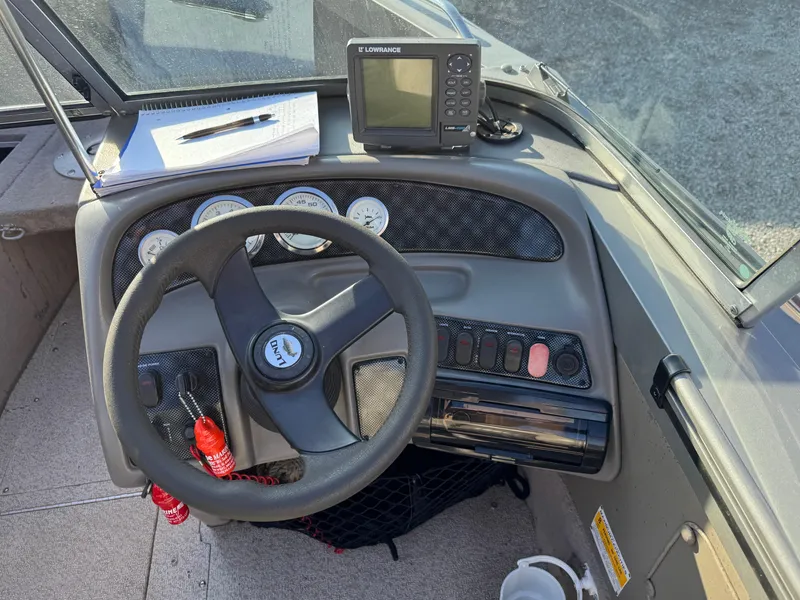 Slide: The Image of Lund 1800 Fisherman OB 2006 - 23