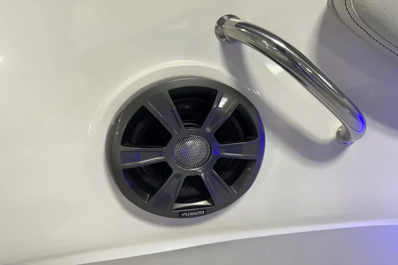 Slide: The Image of Sea Ray SPX 190 2021 - 45