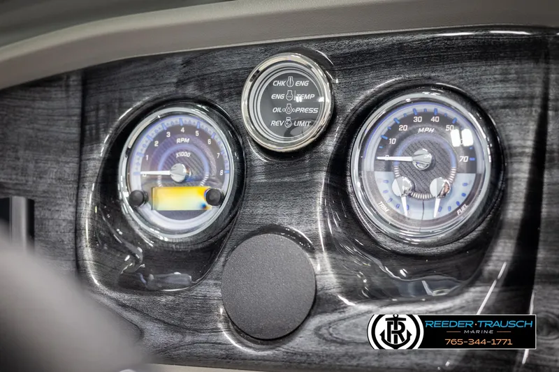 Slide: The Image of Dashboard of 2025 Avalon LSZ Entertainer with RPM and MPH gauges. - 29