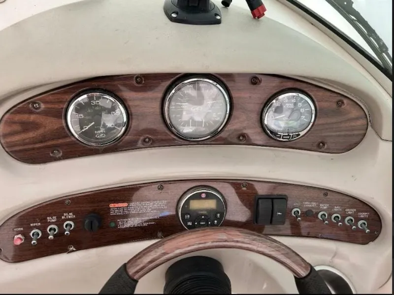 Slide: The Image of Sea Ray 270 Sundeck 2005 - 7