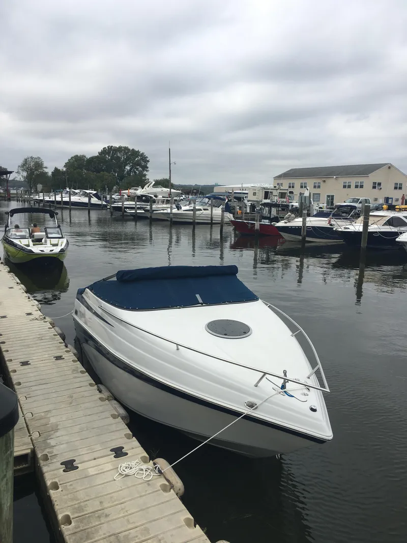 Slide: The Image of Crownline Boats 235 CCR 2006 - 1