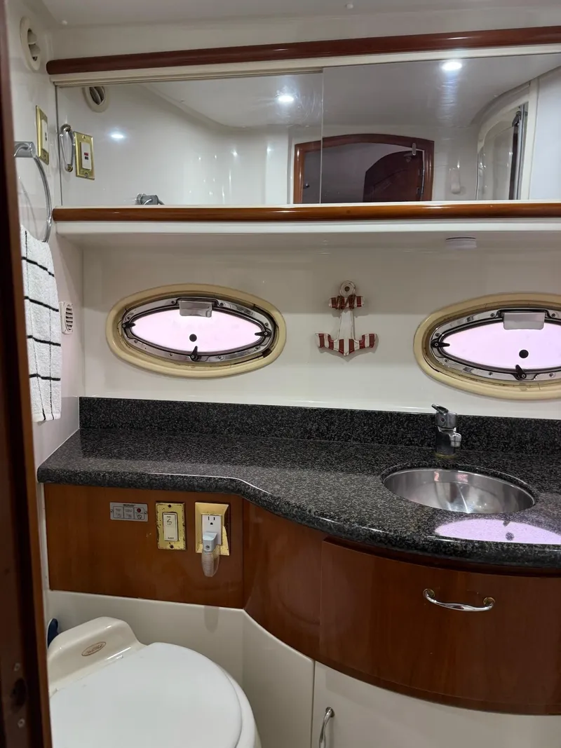 Slide: The Image of Carver Motoryacht 2004 - 36