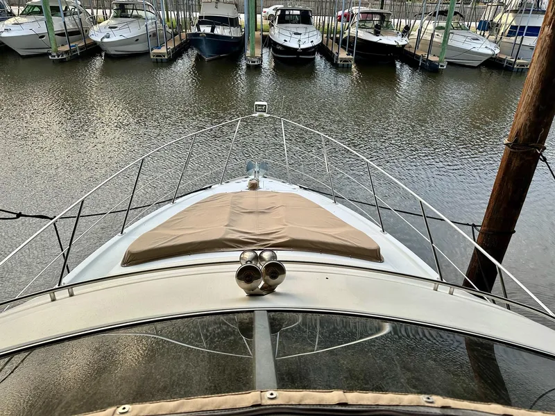 Slide: The Image of Carver Yachts Motoryacht 2004 - 12