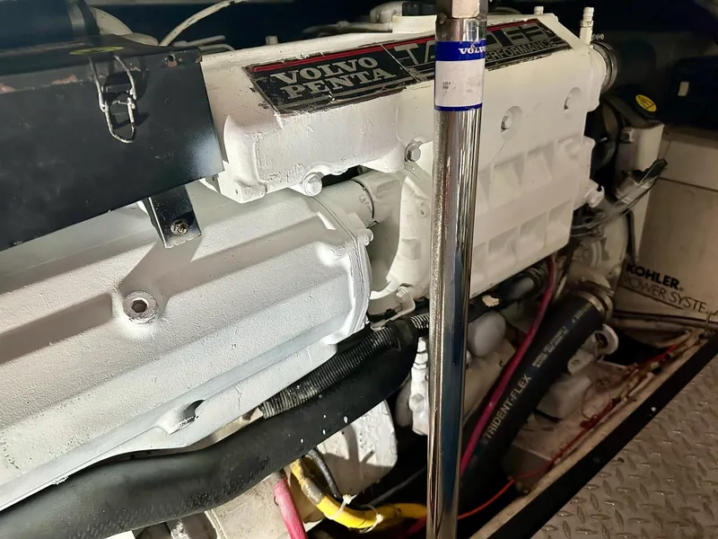 Slide: The Image of Carver Yachts Motoryacht 2004 - 14