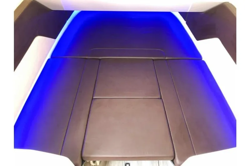 Slide: The Image of 2023-Scout-330-LXF-MarineMax - 27