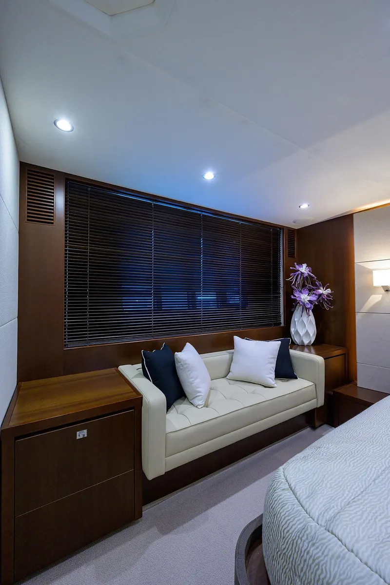 Slide: The Image of Princess V62 - - 22