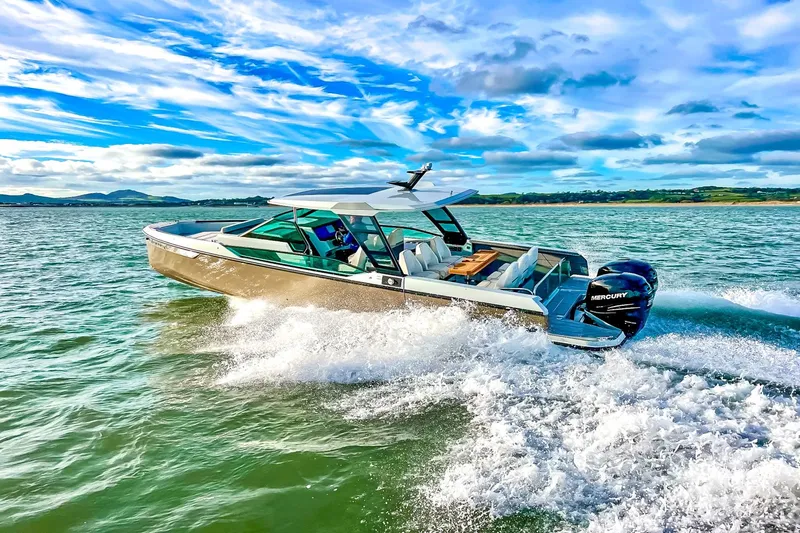 Slide: The Image of Saxdor 320 GTO 2025 - 23