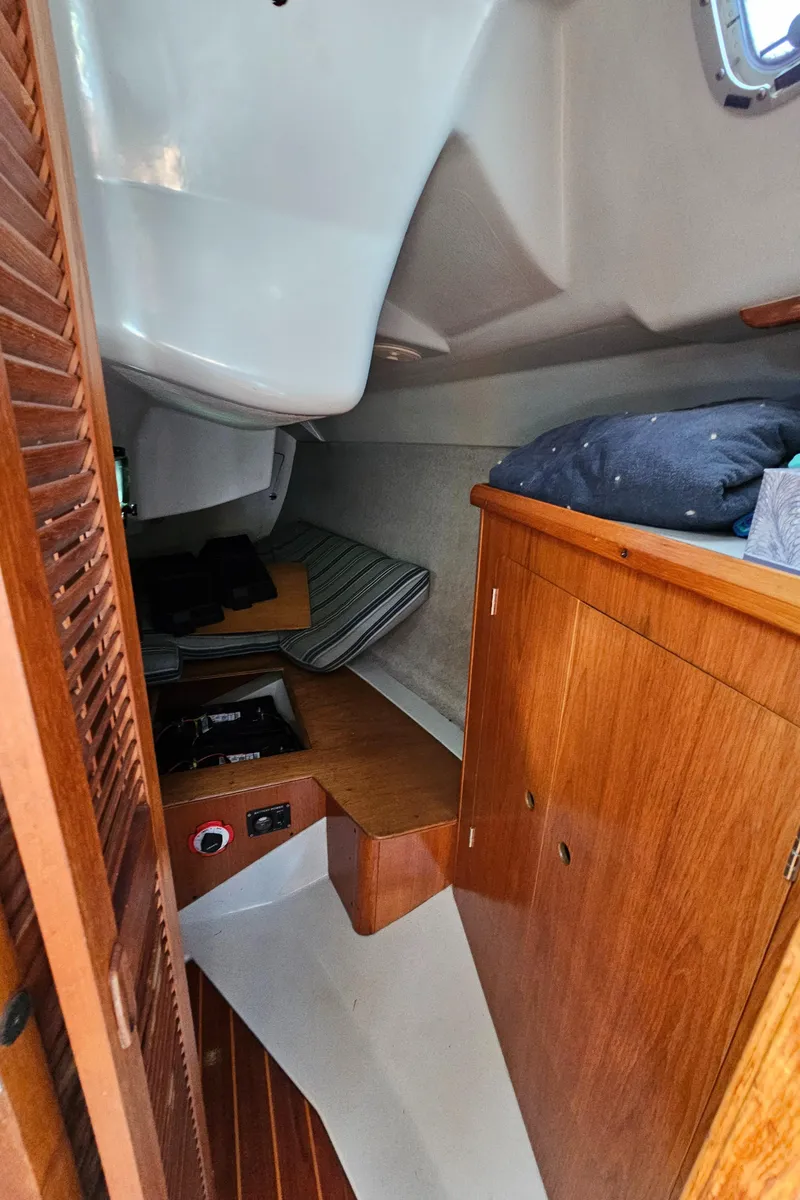 Slide: The Image of Interior of a 1988 Hunter Legend 35 sailboat cabin. - 44