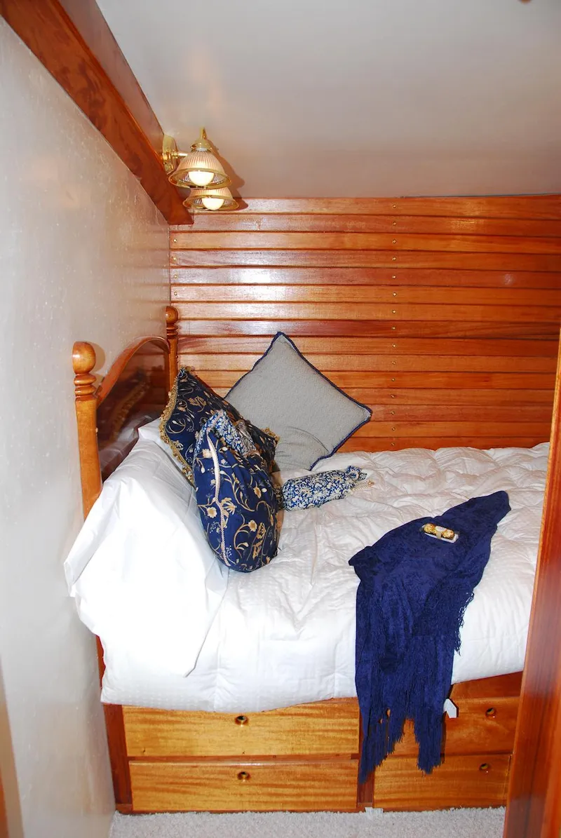 Slide: The Image of Schooner HARRIS and BISHOP 2006 - 71