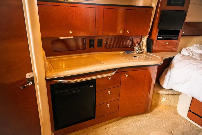 Slide: The Image of Sea Ray Sundancer 320 2004 - 12