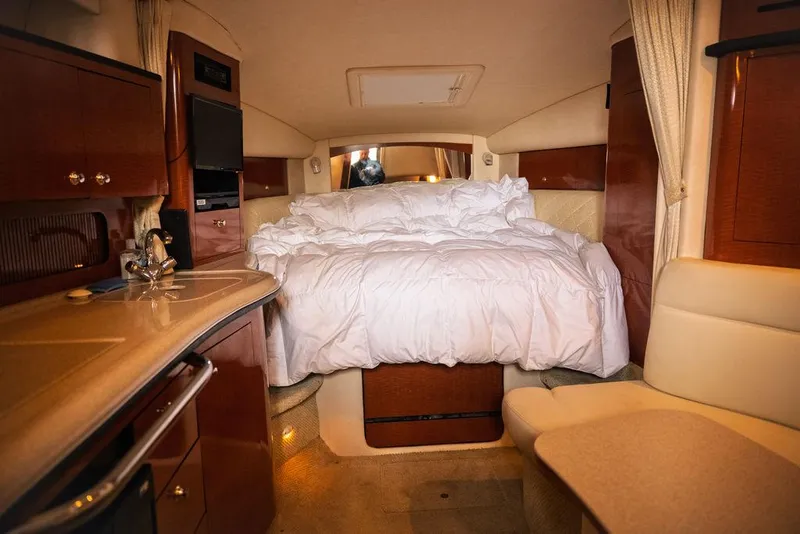 Slide: The Image of Sea Ray Sundancer 320 2004 - 13