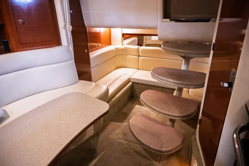 Slide: The Image of Sea Ray Sundancer 320 2004 - 9