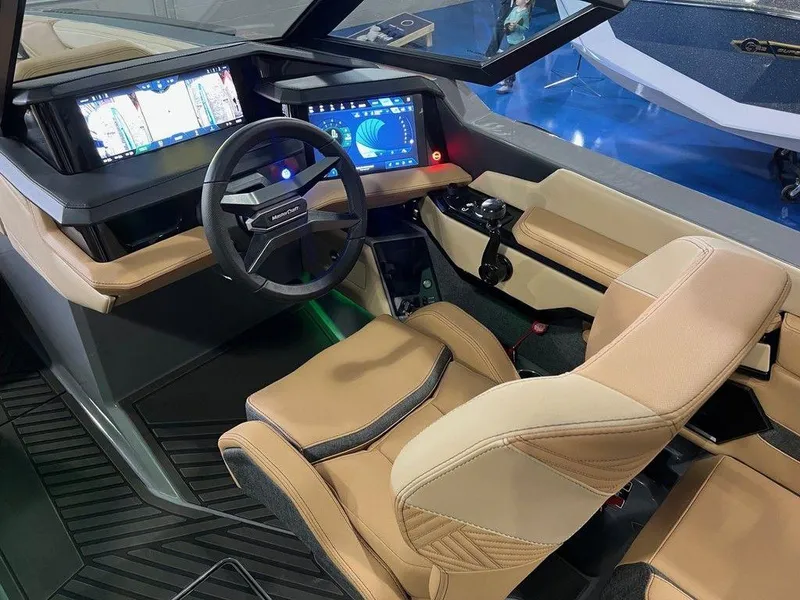 Slide: The Image of MasterCraft XStar 23 2025 - 12