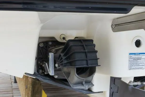 Slide: The Image of 2016 Yamaha Boats 242 Limited S E-Series jet propulsion system close-up. - 10