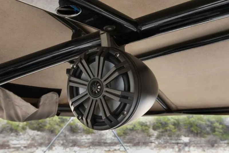 Slide: The Image of Speaker mounted on 2016 Yamaha Boats 242 Limited S E-Series canopy. - 36