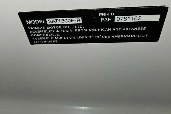 Slide: The Image of 2016 Yamaha Boats 242 Limited S E-Series label, model SAT1800F-R, assembled in the USA. - 41