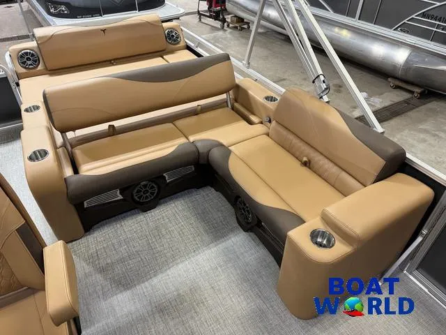 Slide: The Image of Tahoe LTZ 2385 Swingback (VRL) & Honda 4-Stroke EFI 2025 - 18