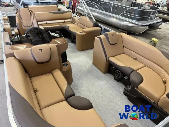 Slide: The Image of Tahoe LTZ 2385 Swingback (VRL) & Honda 4-Stroke EFI 2025 - 35