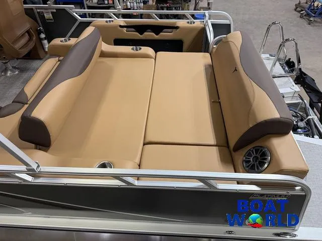 Slide: The Image of Tahoe LTZ 2385 Swingback (VRL) & Honda 4-Stroke EFI 2025 - 5