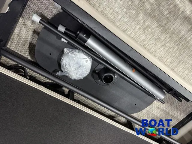 Slide: The Image of 2025 Bentley Pontoons Legacy 223 Tritoon accessories, featuring Boat World branding. - 25