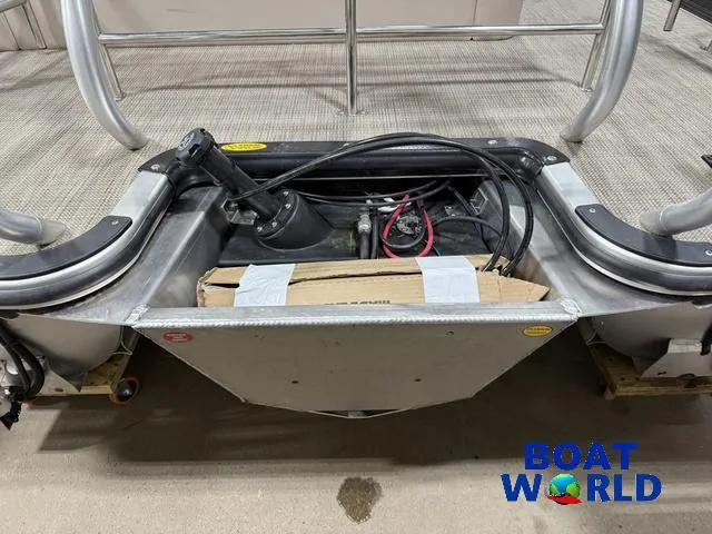 Slide: The Image of 2025 Bentley Pontoons Legacy 223 Swingback Tritoon with Honda 4-Stroke EFI engine, showcased at Boat World. - 46