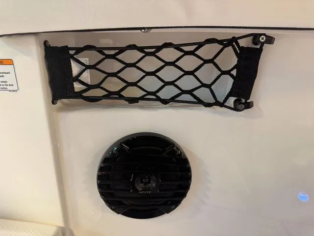 Slide: The Image of Yamaha 222 FSH Sport E 2025 - 14