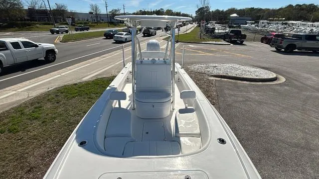 Slide: The Image of Contender 26 Bay 2025 - 5