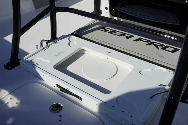 Slide: The Image of Sea Pro 230 Bay 2025 - 19