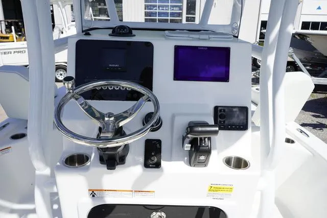 Slide: The Image of Sea Pro 210 Bay 2025 - 11