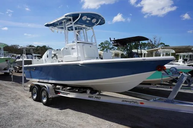 Slide: The Image of Sea Pro 210 Bay 2025 - 2