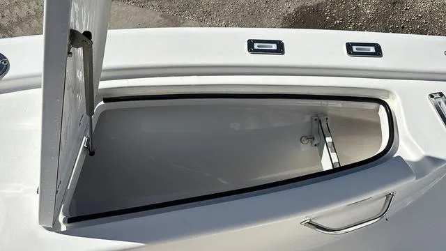 Slide: The Image of Sea Pro 210 Bay 2025 - 23