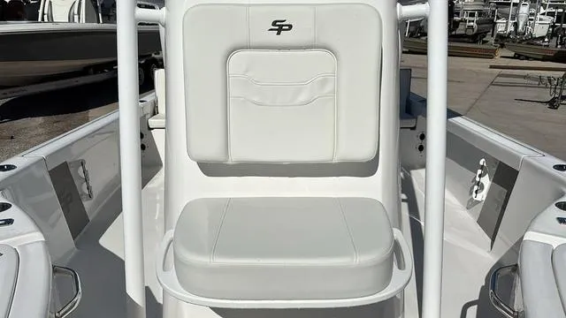 Slide: The Image of Sea Pro 210 Bay 2025 - 25